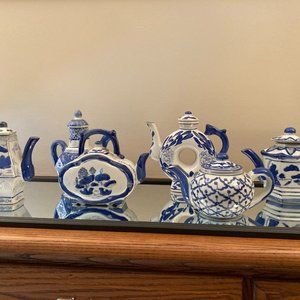 Vintage Tea Pot Set